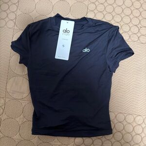 ALO Yoga women’s crop top